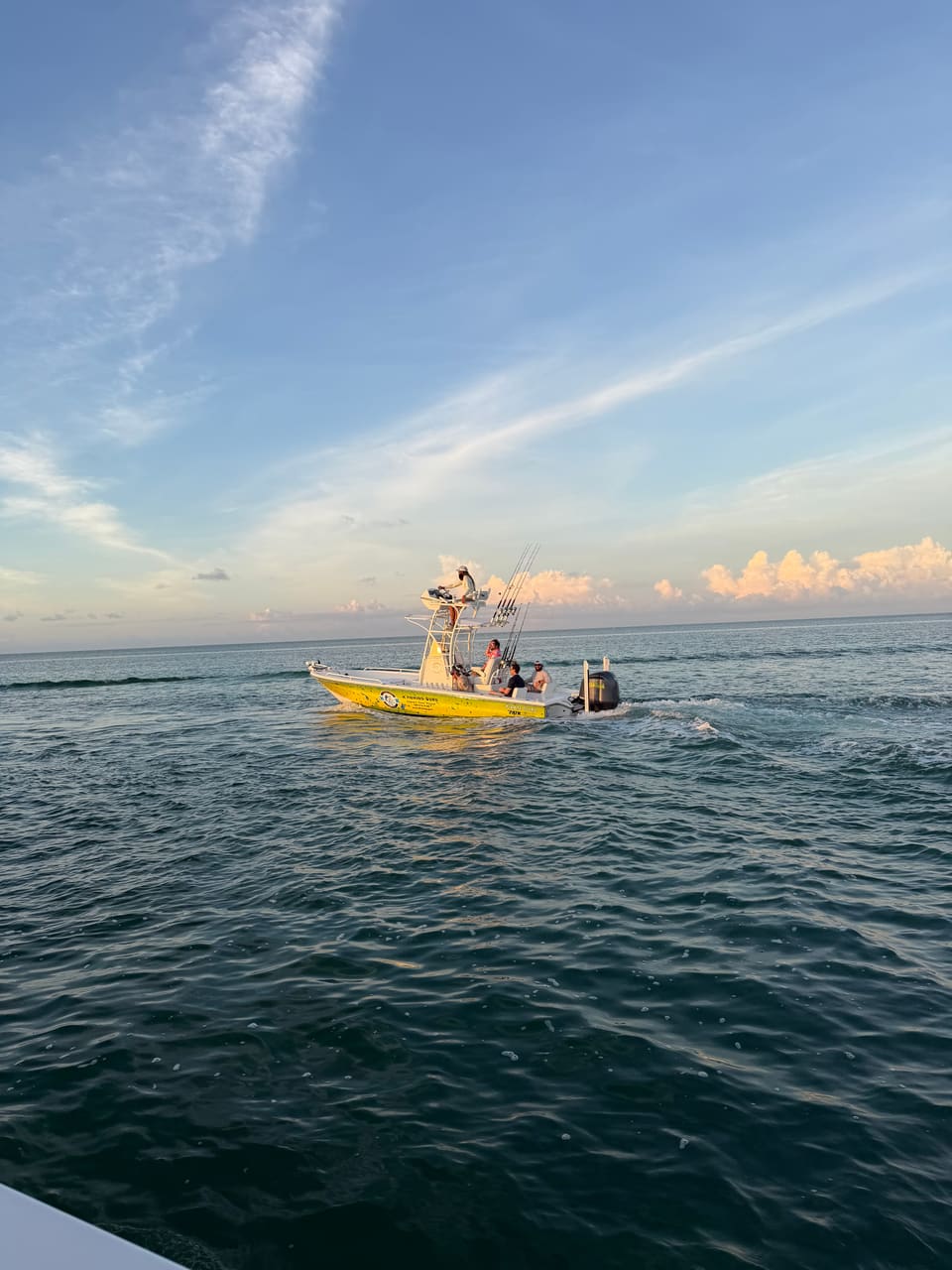 A Fishing Guru’s 26’ Pathfinder Pirate Guru running on open water off Islamorada, Florida.